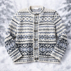 Nordic Fair Isle Icelandic Style Cardigan Silver Frog Closures XL Cottage Ski